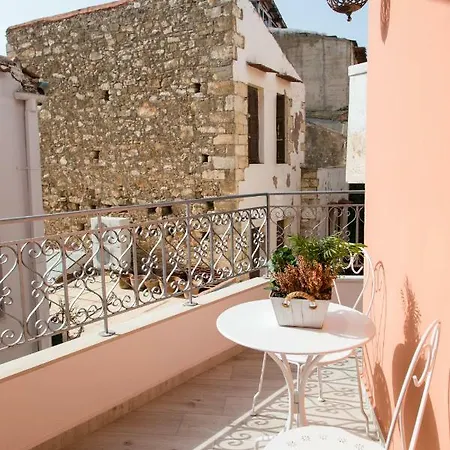 Apartment Jacuzzi In The Heart Of Oldtown Rethymno (Crete)
